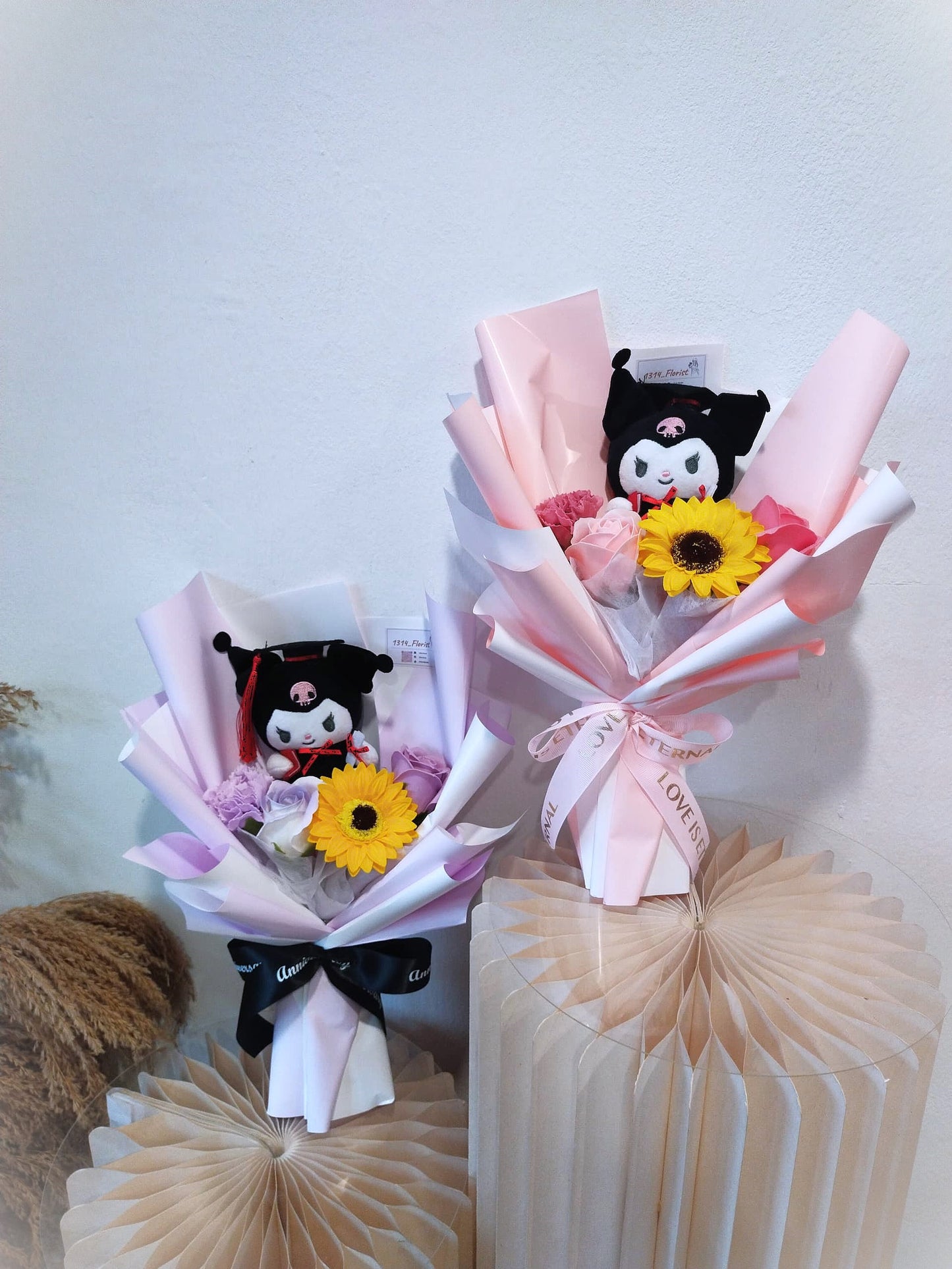 KUROMI SMALL CONVO BOUQUET