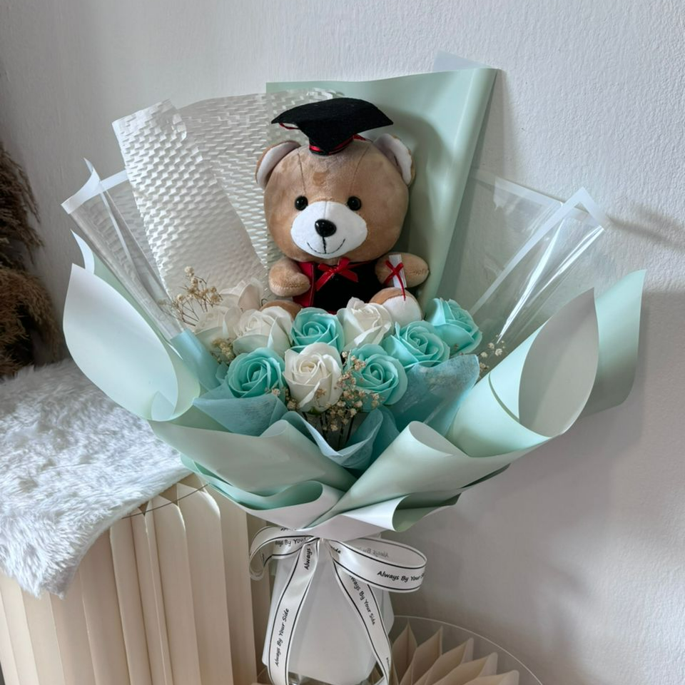 LARGE CONVO BEAR SERIES FLOWER BOUQUET