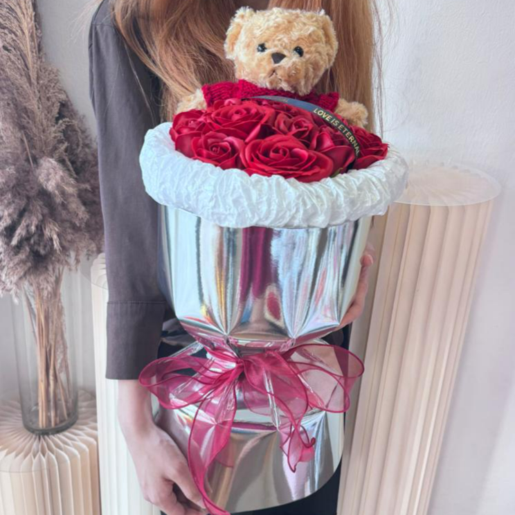 ELEGANT FLOWER BOUQUET (WITH BEAR)