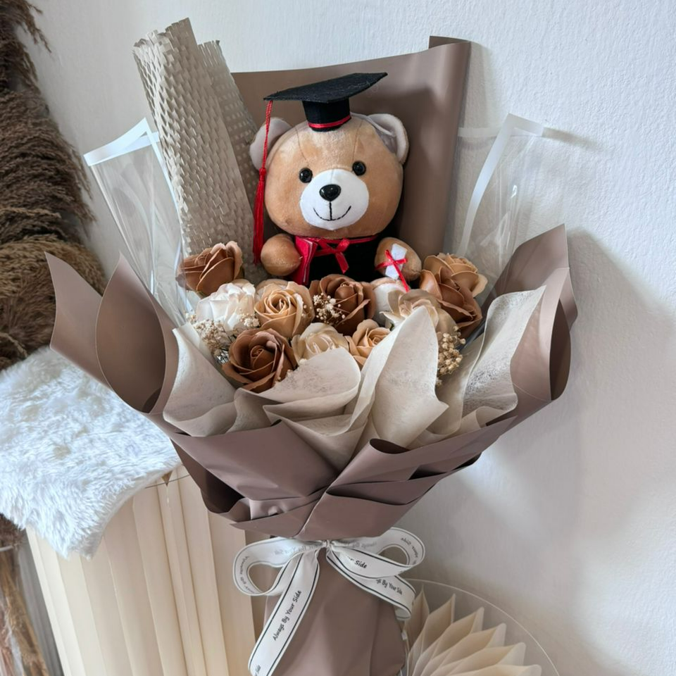 LARGE CONVO BEAR SERIES FLOWER BOUQUET